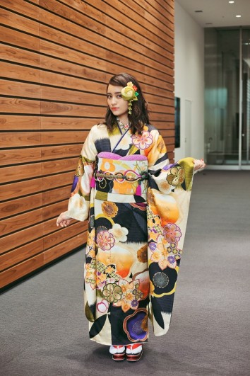 岡田結実 振袖 フルセット さくらんぼ柄